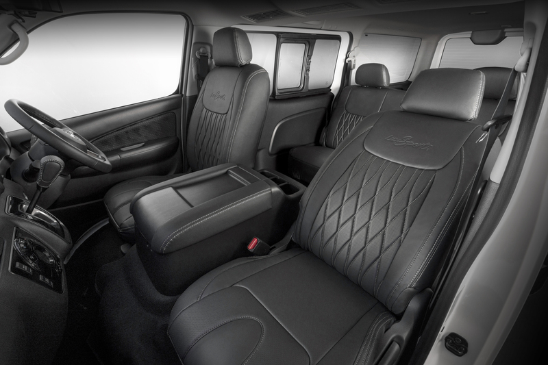 プレミアムシートカバー Silver Stitch ［フロント＆セカンド］ OCS02SC